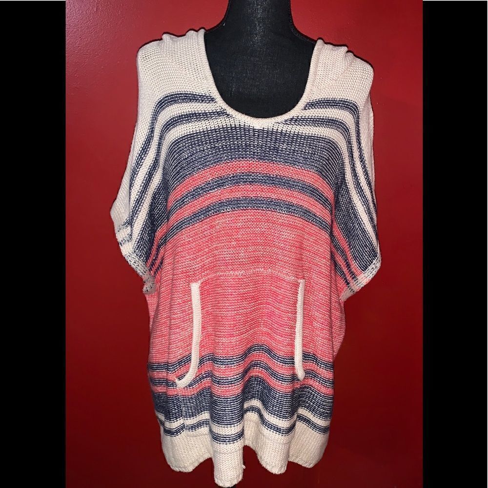 Forever 21 Boho Tribal Style Hooded Poncho